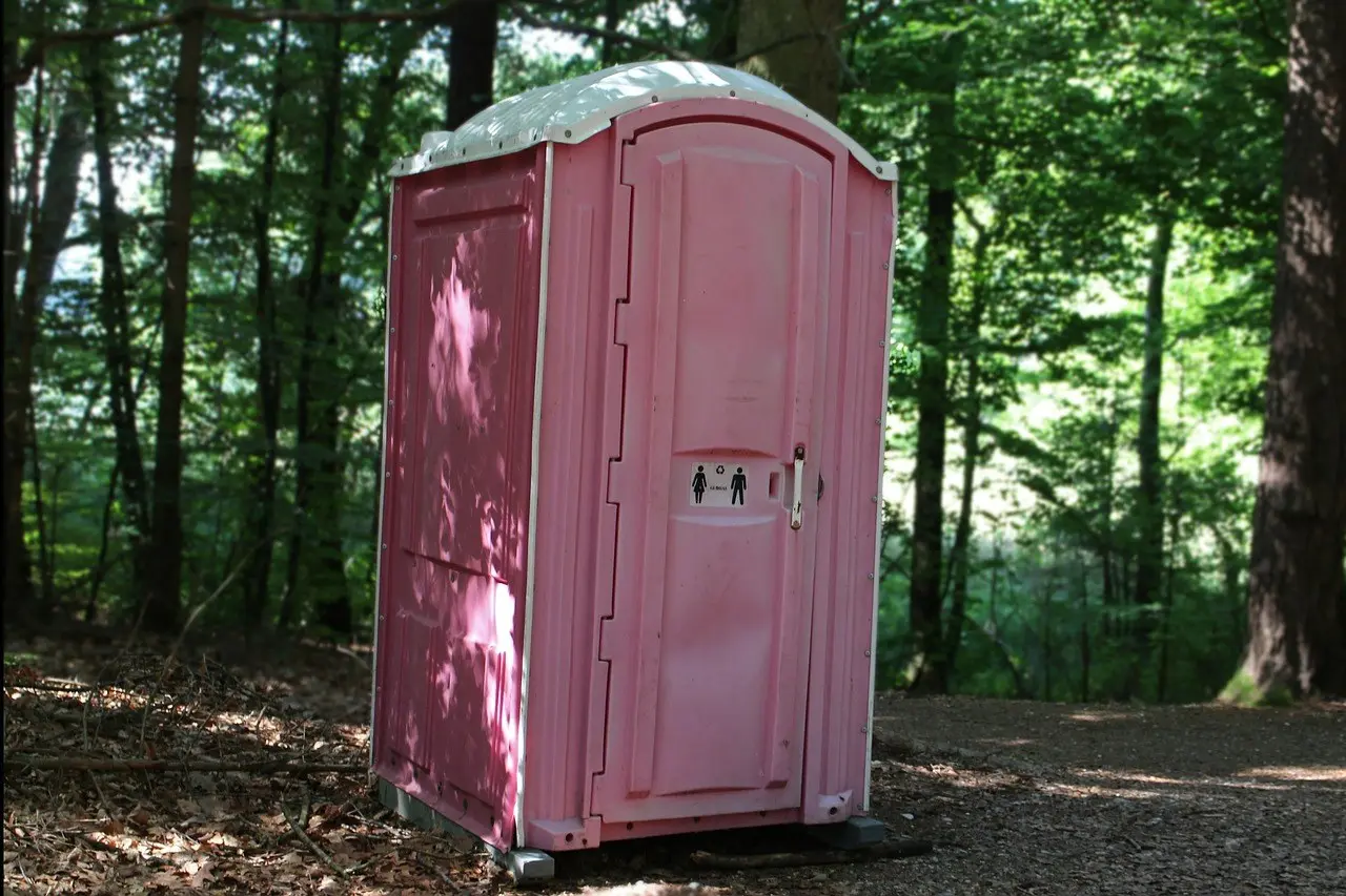 Public toilets for men and women on the side of the road